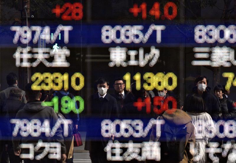 Tokio suma seis sesiones en rojo arrastrada por Wall Street y el yen